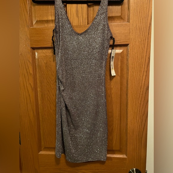 Sparkly Woman’s Dress - Picture 2 of 2
